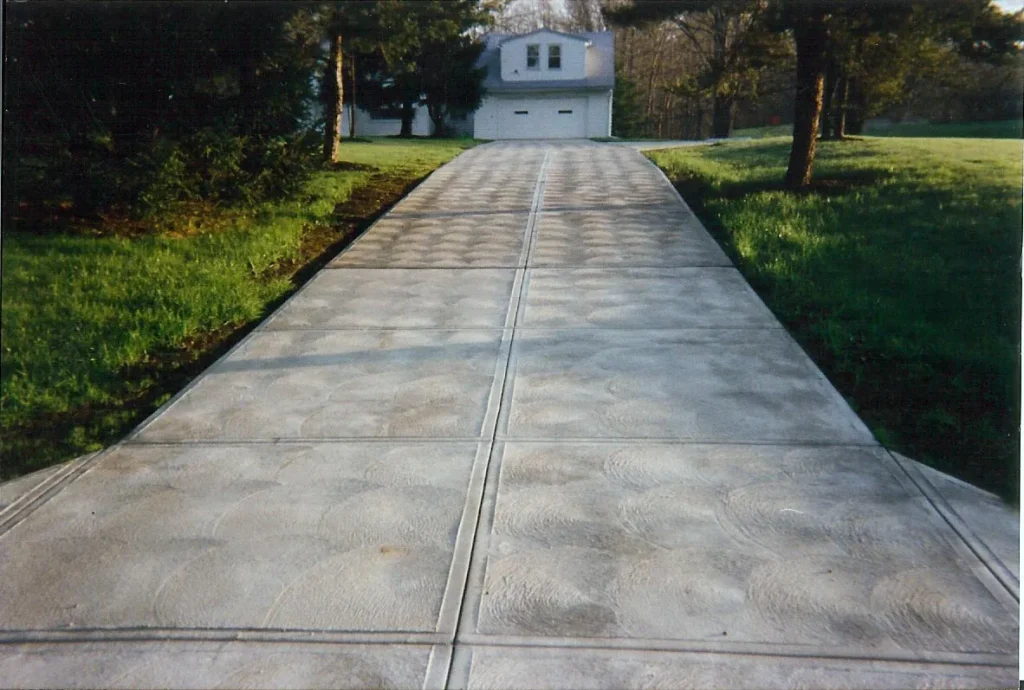 driveway_sluga-hand